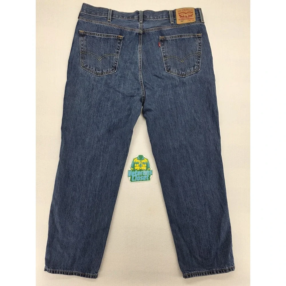 Levi's 550 Relaxed Fit Tapered Leg Jeans 42x32 Medium Blue Denim Red Tag Cotton